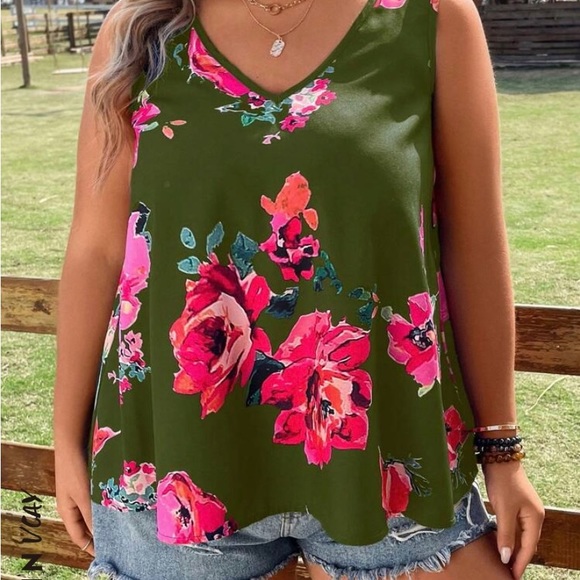 Sleeveless shirt 3X - Picture 2 of 3